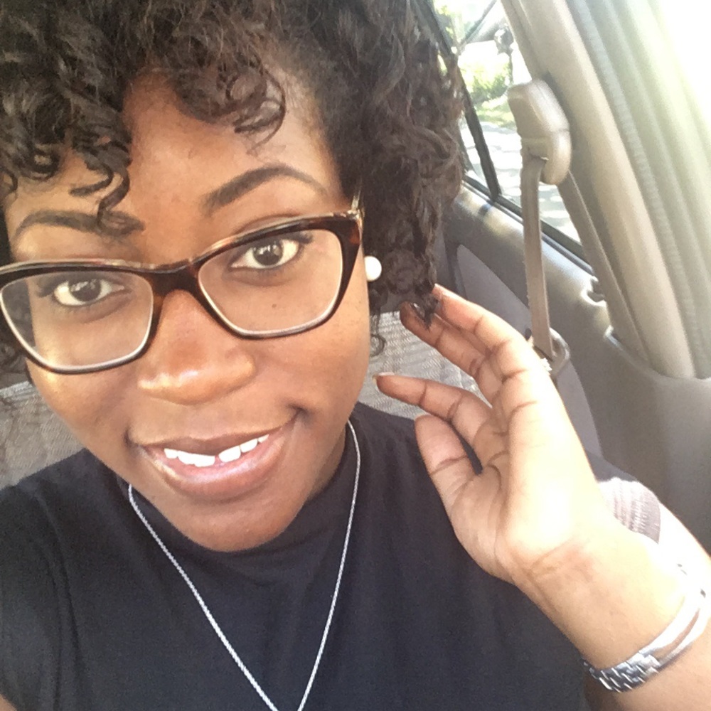 Meet your Posher, Taye